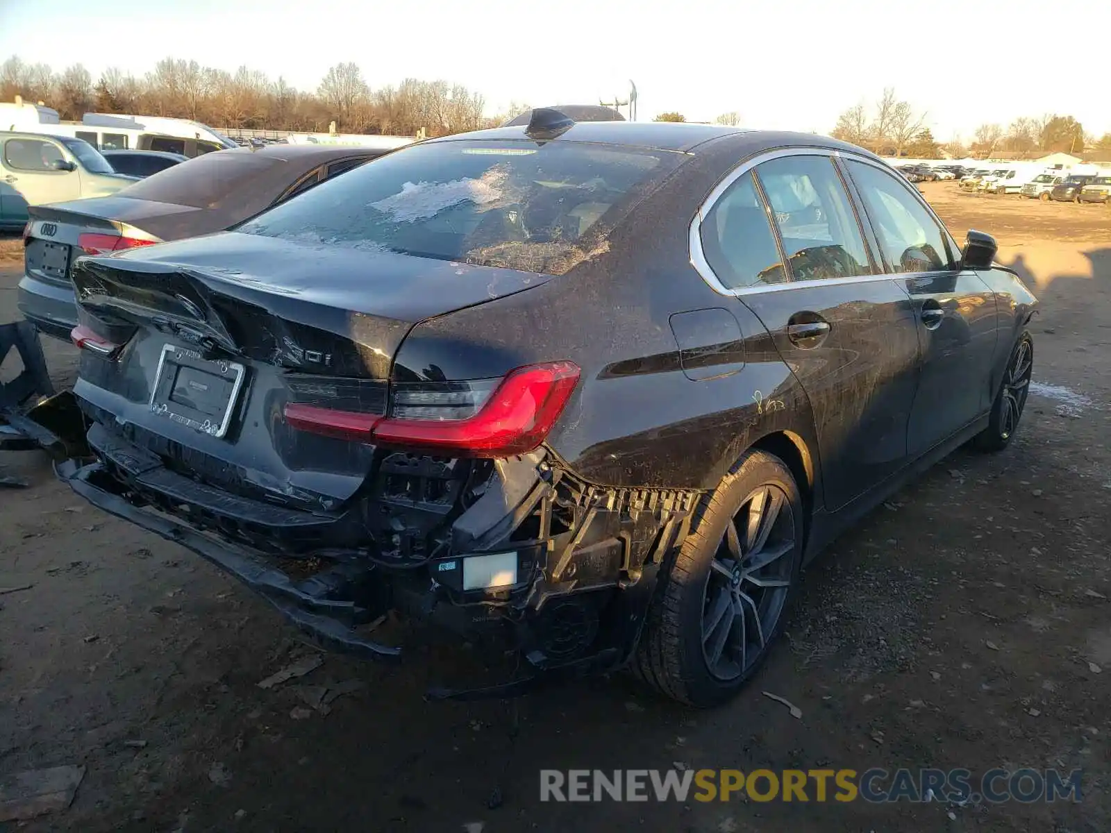 4 Photograph of a damaged car 3MW5R7J50K8B00281 BMW 3 SERIES 2019