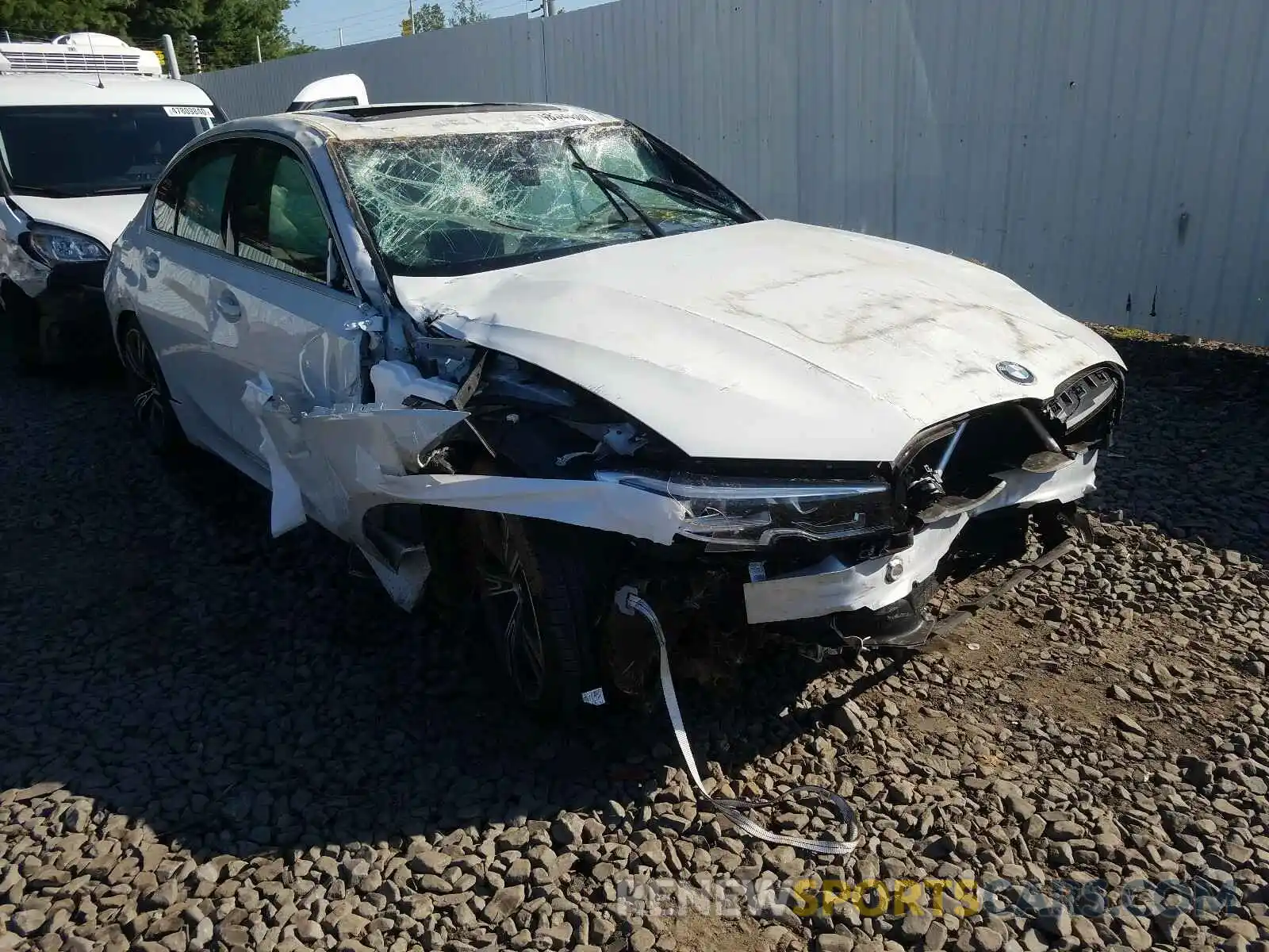 1 Photograph of a damaged car 3MW5R7J51K8B00015 BMW 3 SERIES 2019