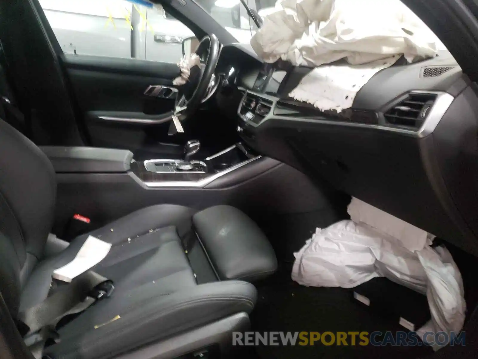 5 Photograph of a damaged car 3MW5R7J51K8B01536 BMW 3 SERIES 2019