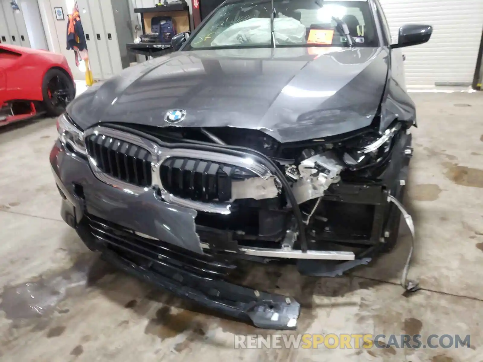 9 Photograph of a damaged car 3MW5R7J51K8B01536 BMW 3 SERIES 2019