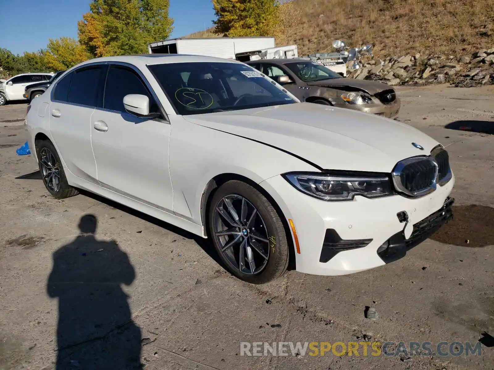 1 Photograph of a damaged car 3MW5R7J51K8B02363 BMW 3 SERIES 2019