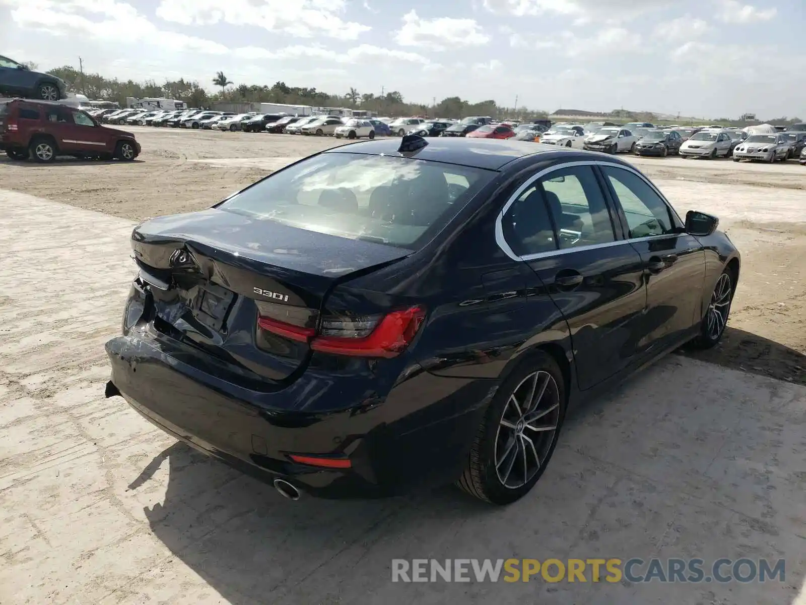 4 Photograph of a damaged car 3MW5R7J52K8B02758 BMW 3 SERIES 2019