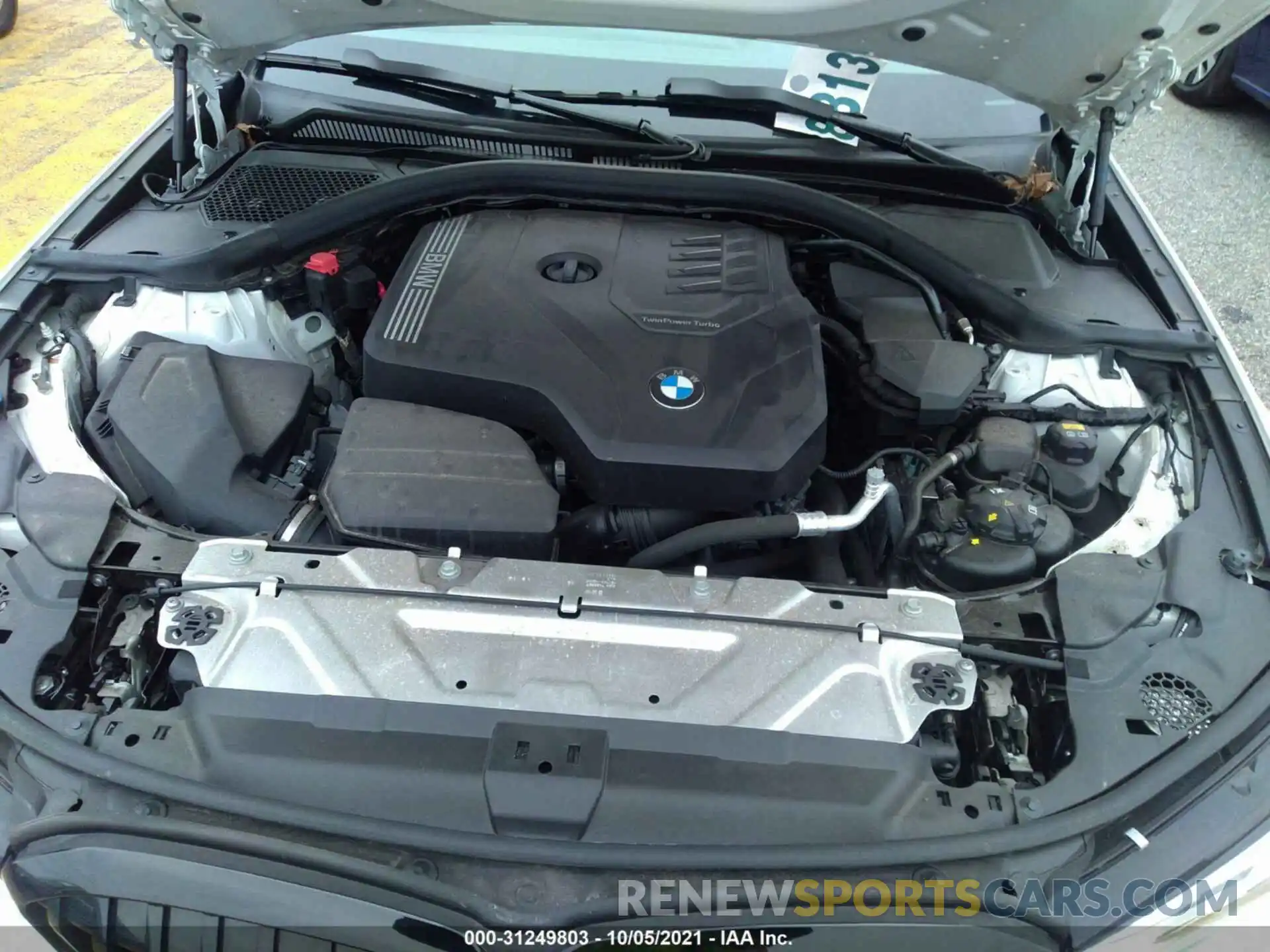 10 Photograph of a damaged car 3MW5R7J53K8B00386 BMW 3 SERIES 2019