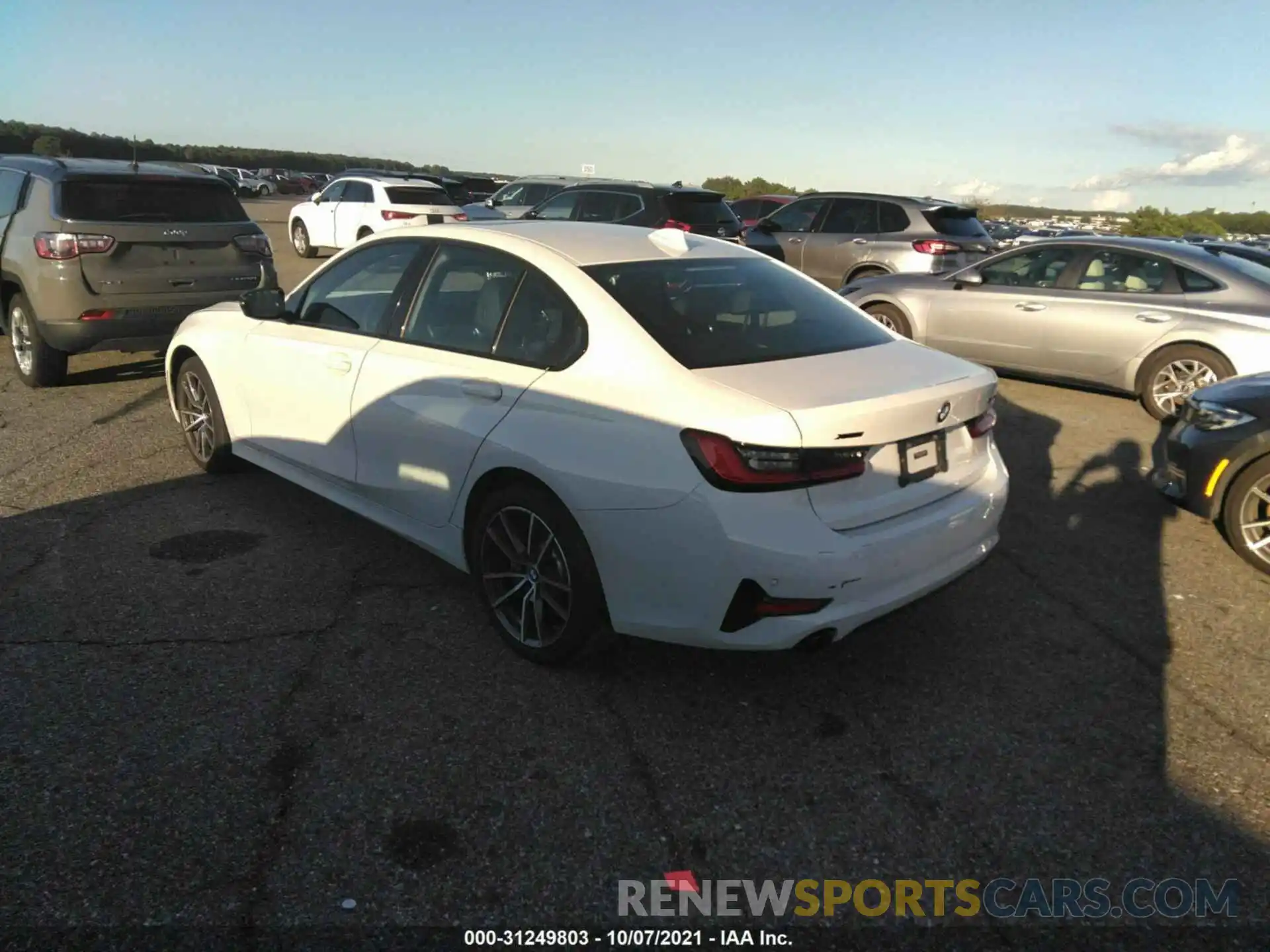 3 Photograph of a damaged car 3MW5R7J53K8B00386 BMW 3 SERIES 2019