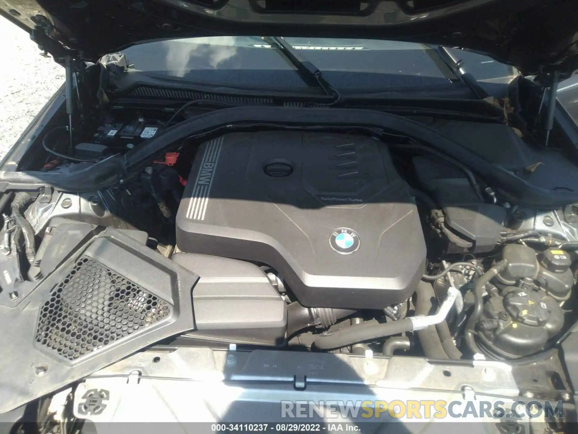 10 Photograph of a damaged car 3MW5R7J53K8B02848 BMW 3 SERIES 2019