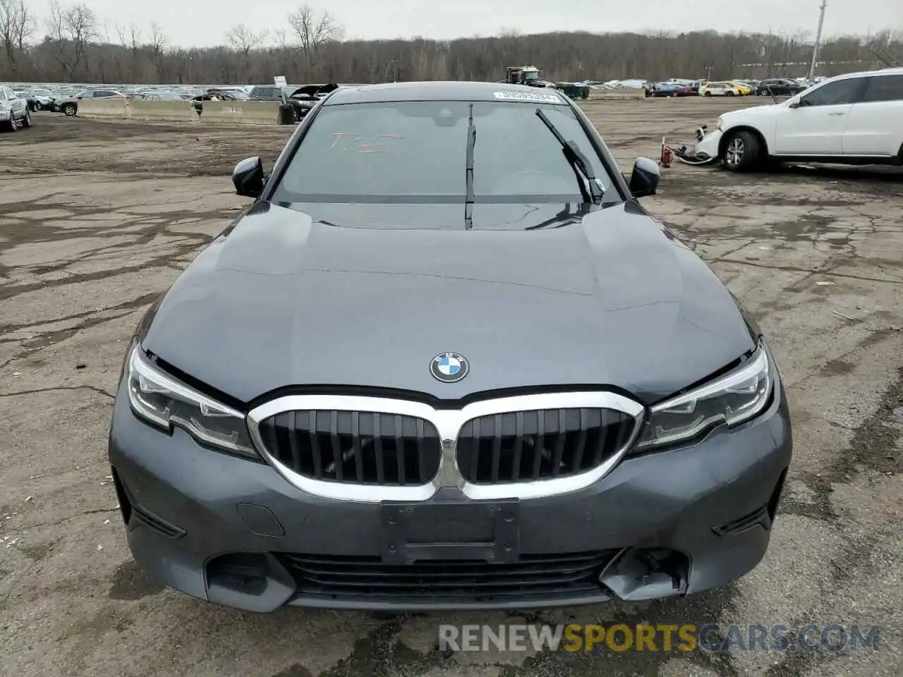 5 Photograph of a damaged car 3MW5R7J54K8B02275 BMW 3 SERIES 2019