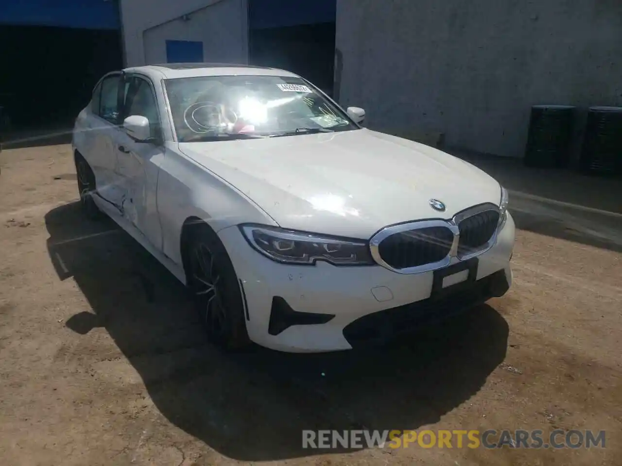 1 Фотография поврежденного автомобиля 3MW5R7J55K8B03354 BMW 3 SERIES 2019