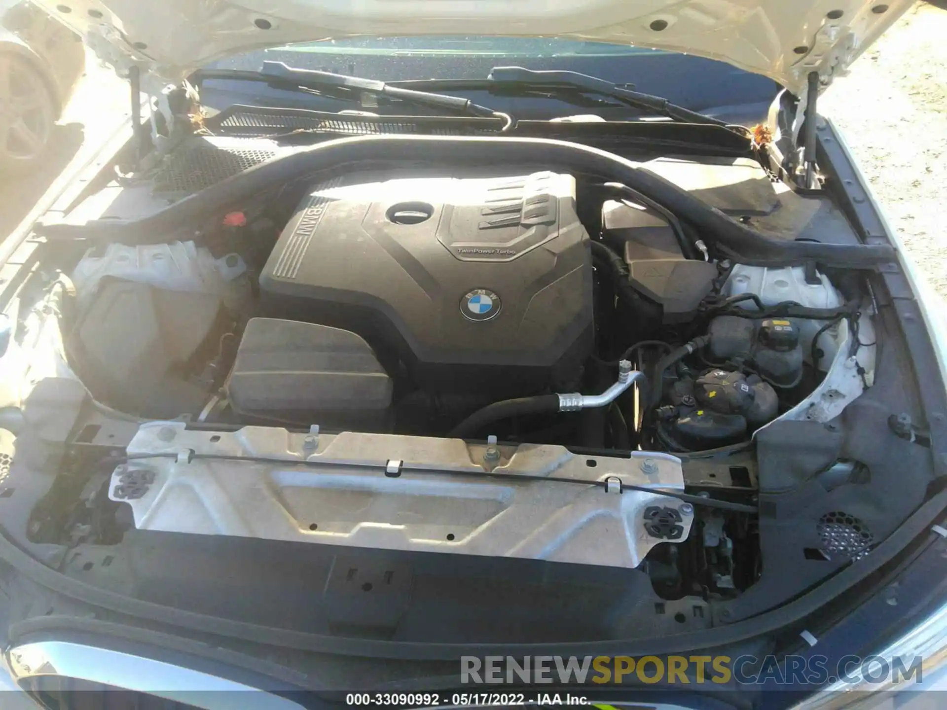 10 Photograph of a damaged car 3MW5R7J57K8B02187 BMW 3 SERIES 2019