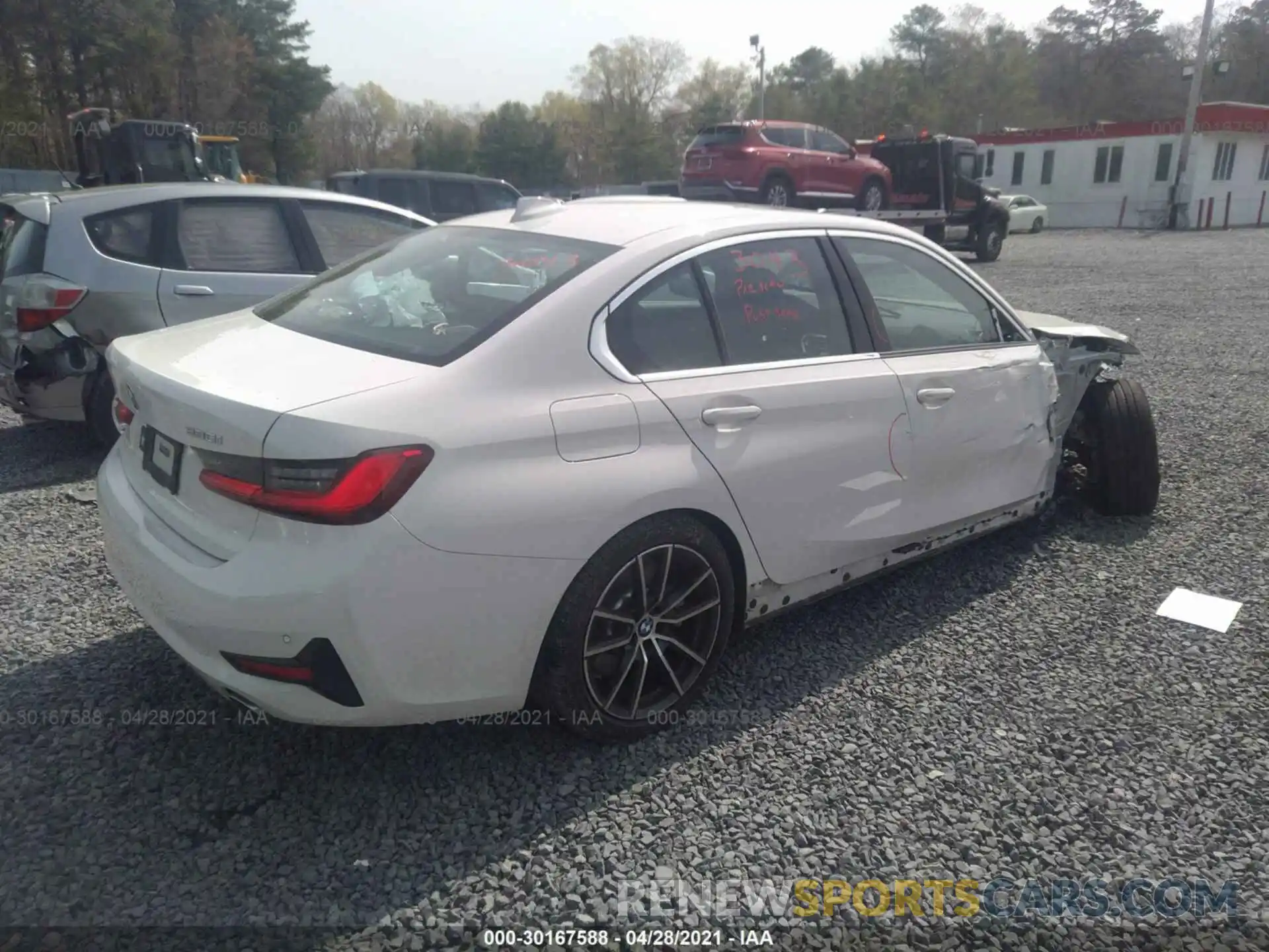 4 Photograph of a damaged car 3MW5R7J57K8B03534 BMW 3 SERIES 2019