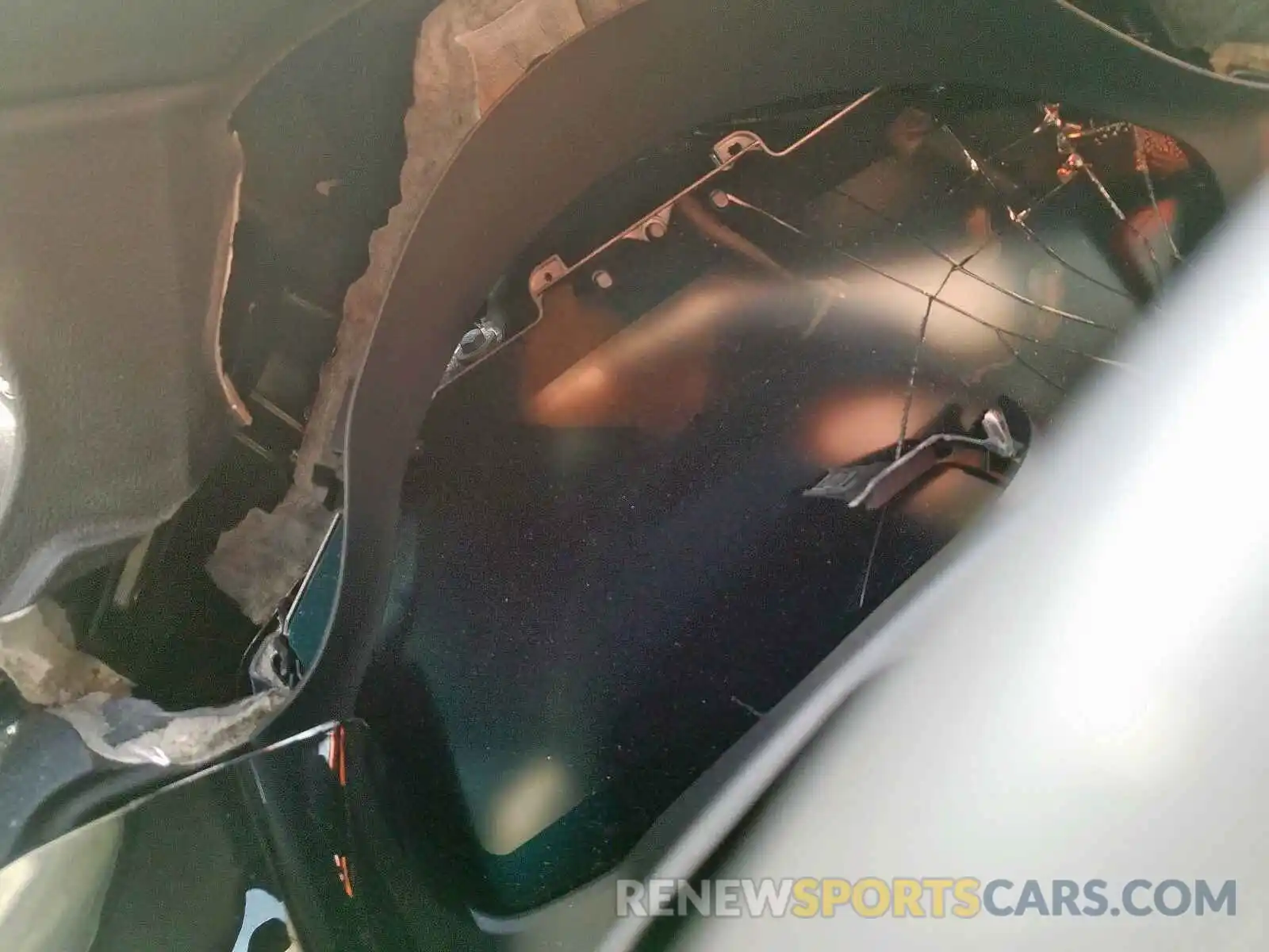 8 Photograph of a damaged car 3MW5R7J58K8B01842 BMW 3 SERIES 2019