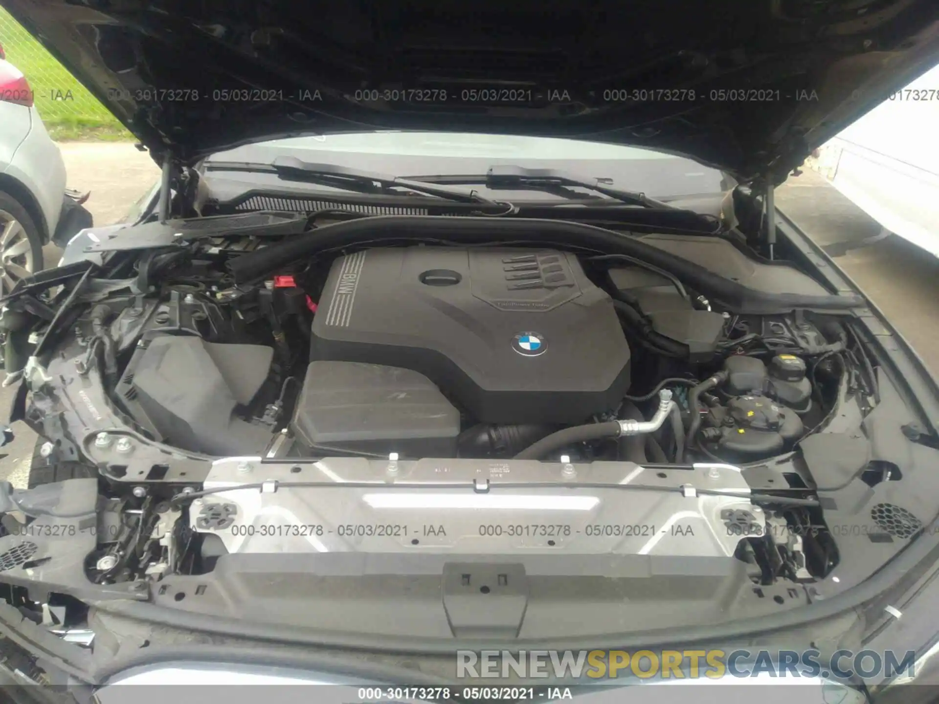 10 Photograph of a damaged car 3MW5R7J59K8B01123 BMW 3 SERIES 2019