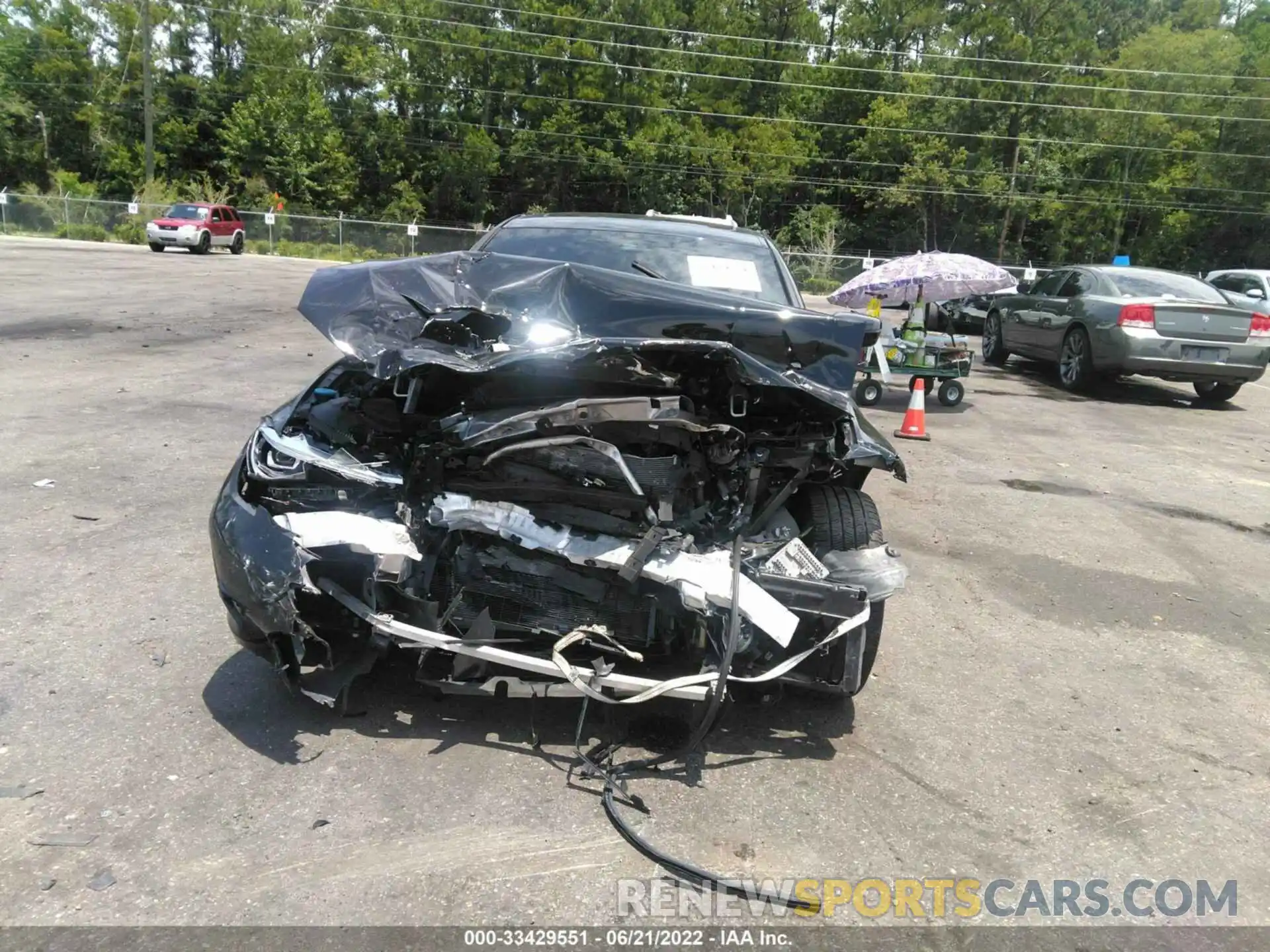 6 Photograph of a damaged car 3MW5R7J59K8B01400 BMW 3 SERIES 2019