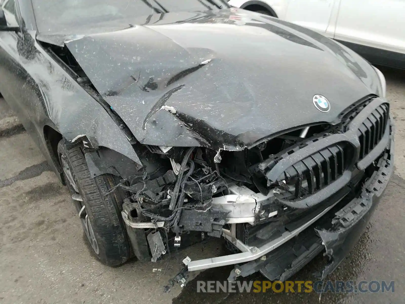 9 Фотография поврежденного автомобиля 3MW5R7J5XK8B03432 BMW 3 SERIES 2019