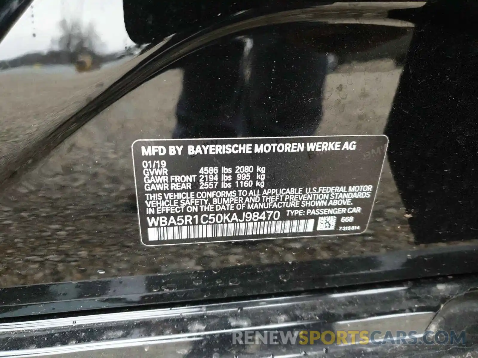 10 Photograph of a damaged car WBA5R1C50KAJ98470 BMW 3 SERIES 2019