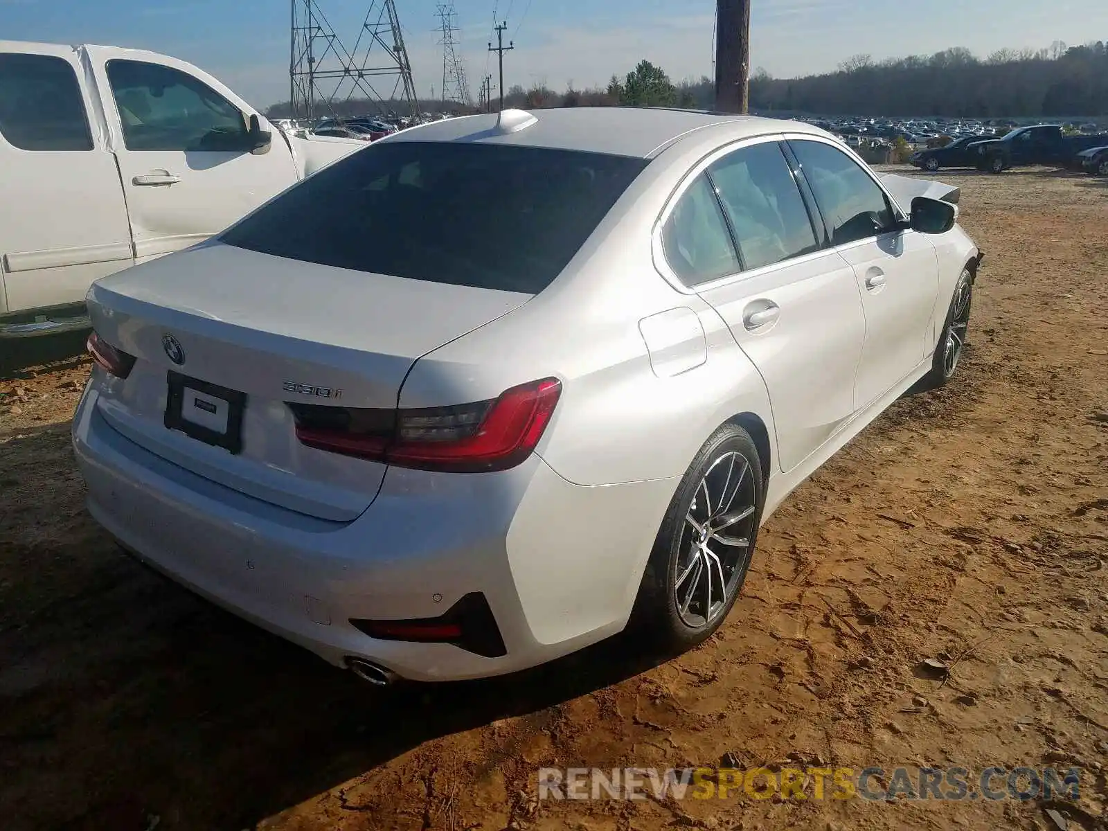 4 Photograph of a damaged car WBA5R1C50KAJ98940 BMW 3 SERIES 2019