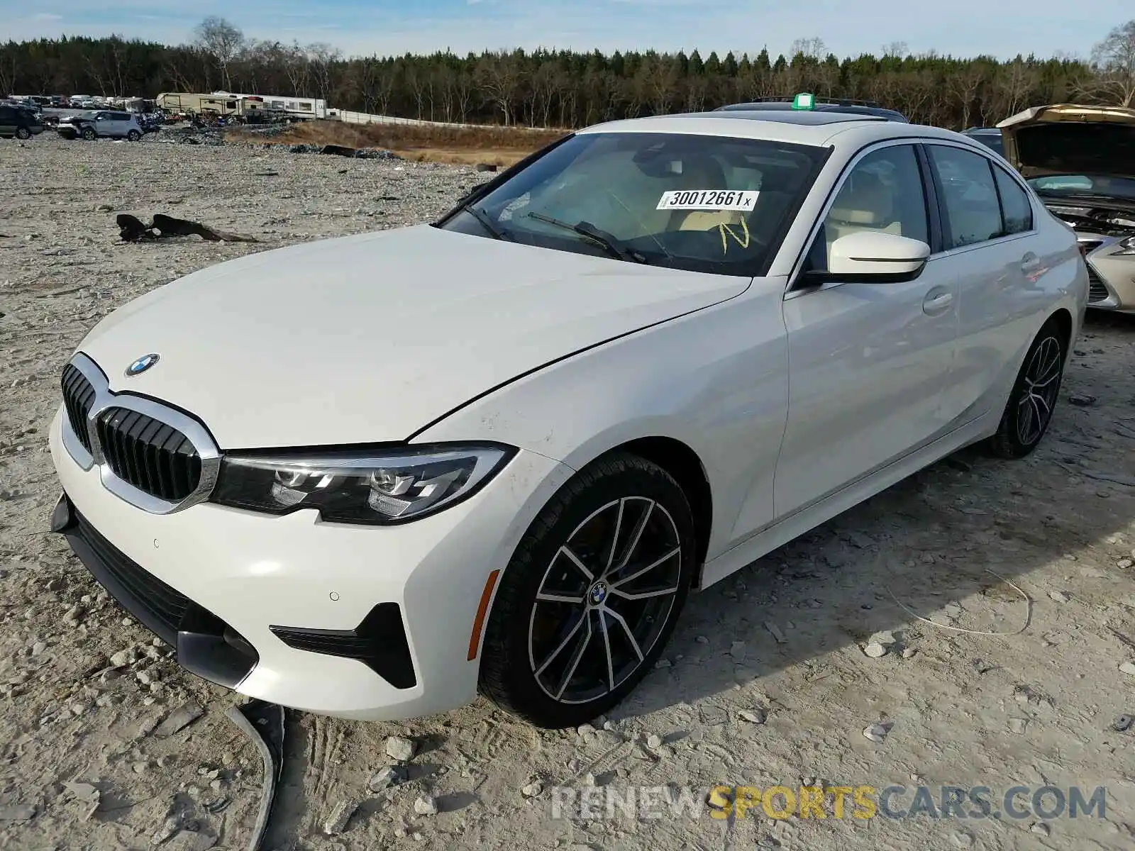 2 Фотография поврежденного автомобиля WBA5R1C50KAK10164 BMW 3 SERIES 2019