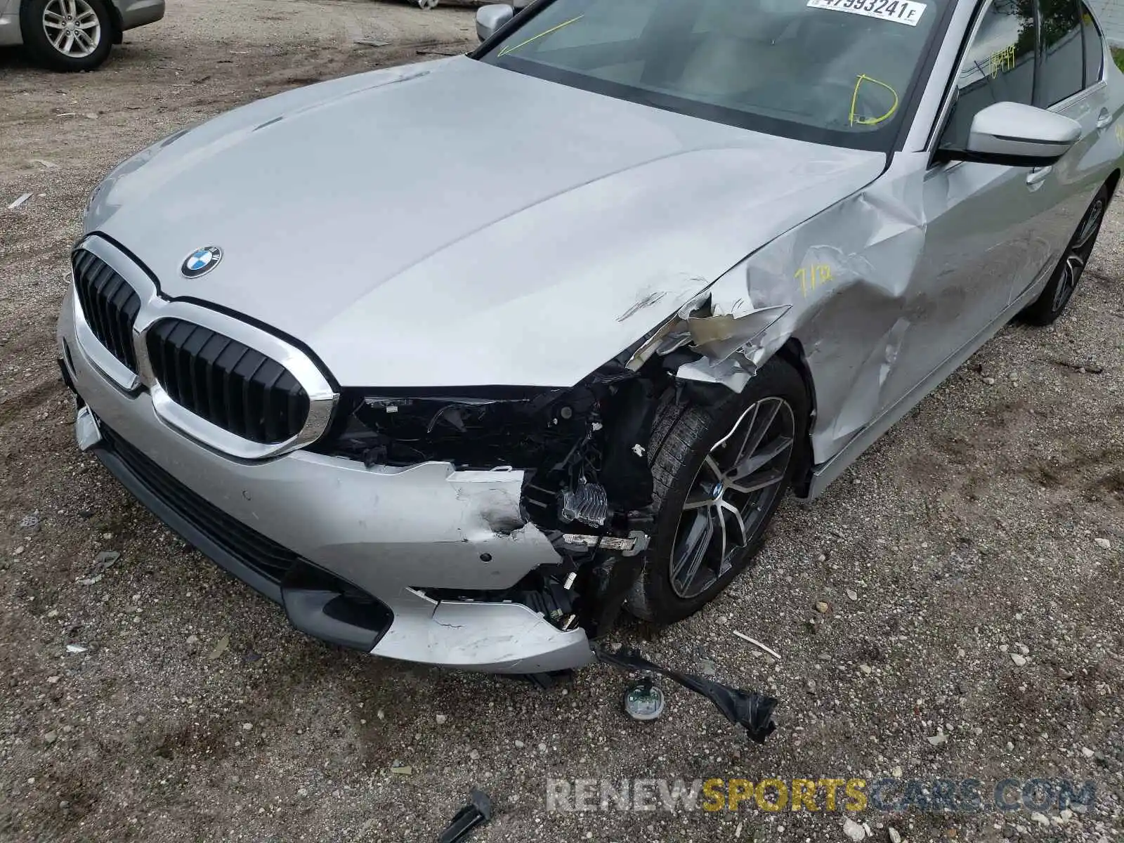 9 Photograph of a damaged car WBA5R1C50KAK10357 BMW 3 SERIES 2019