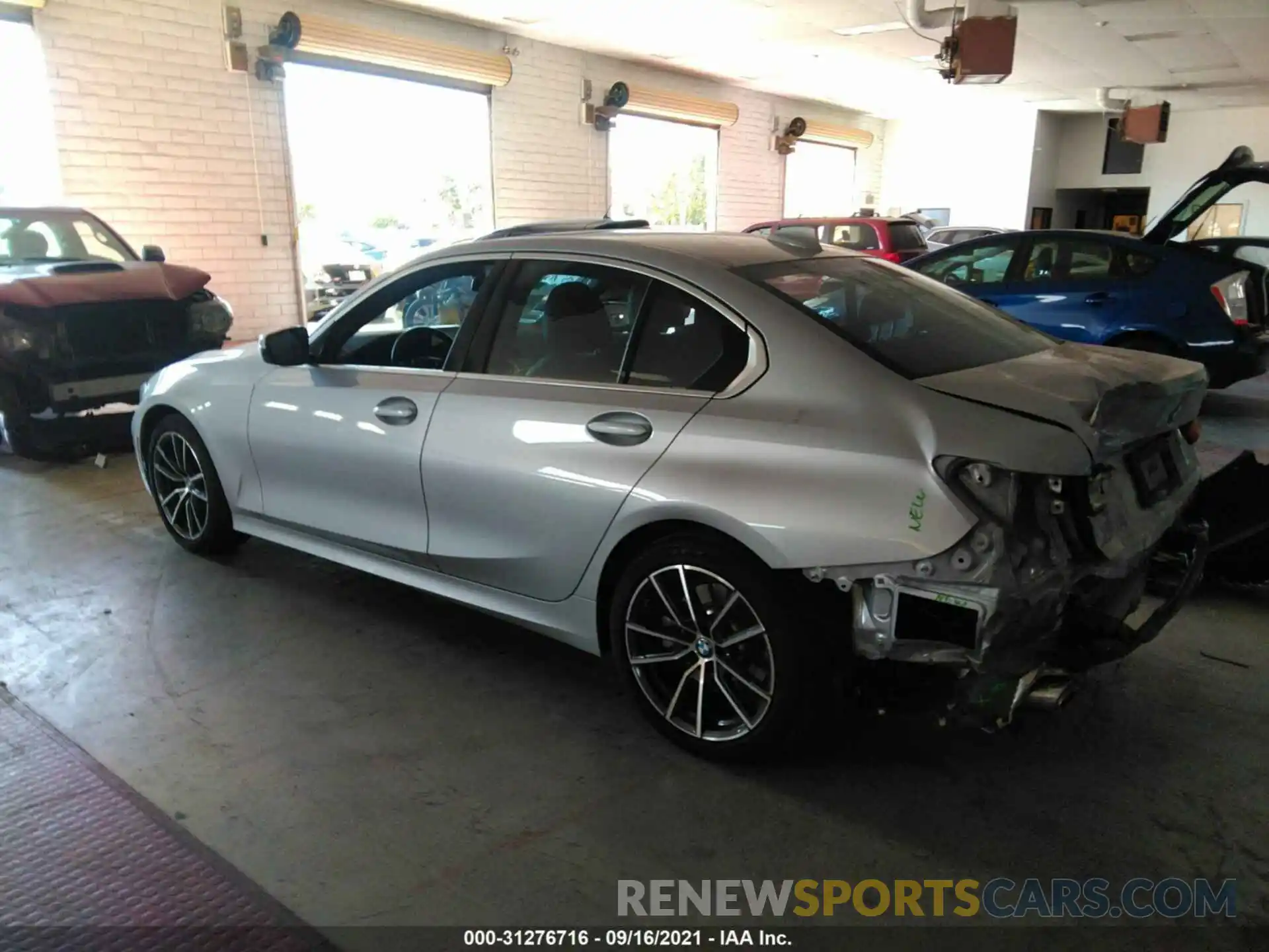 3 Photograph of a damaged car WBA5R1C50KAK11444 BMW 3 SERIES 2019