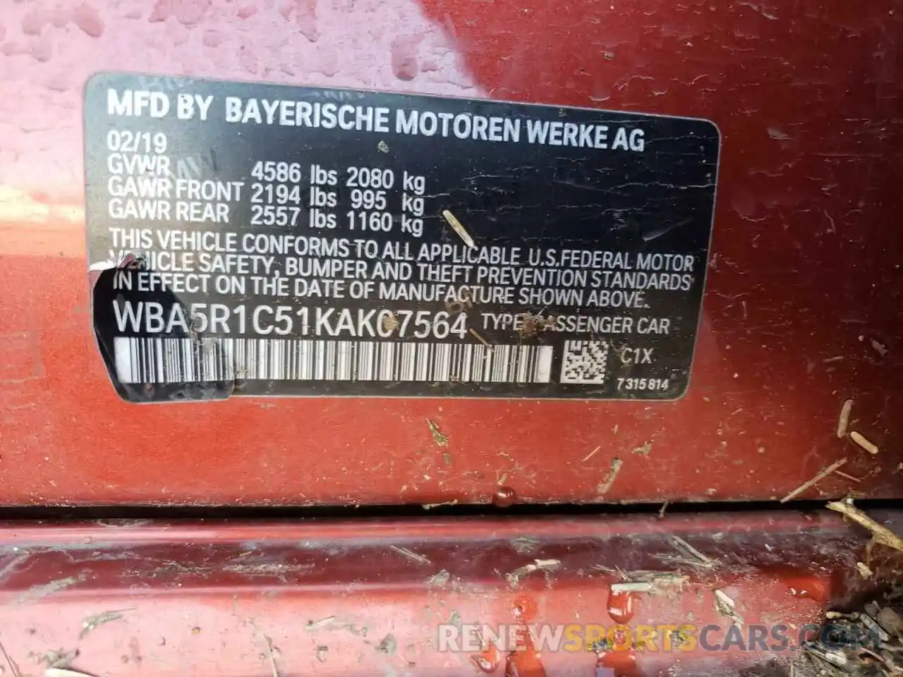 10 Photograph of a damaged car WBA5R1C51KAK07564 BMW 3 SERIES 2019