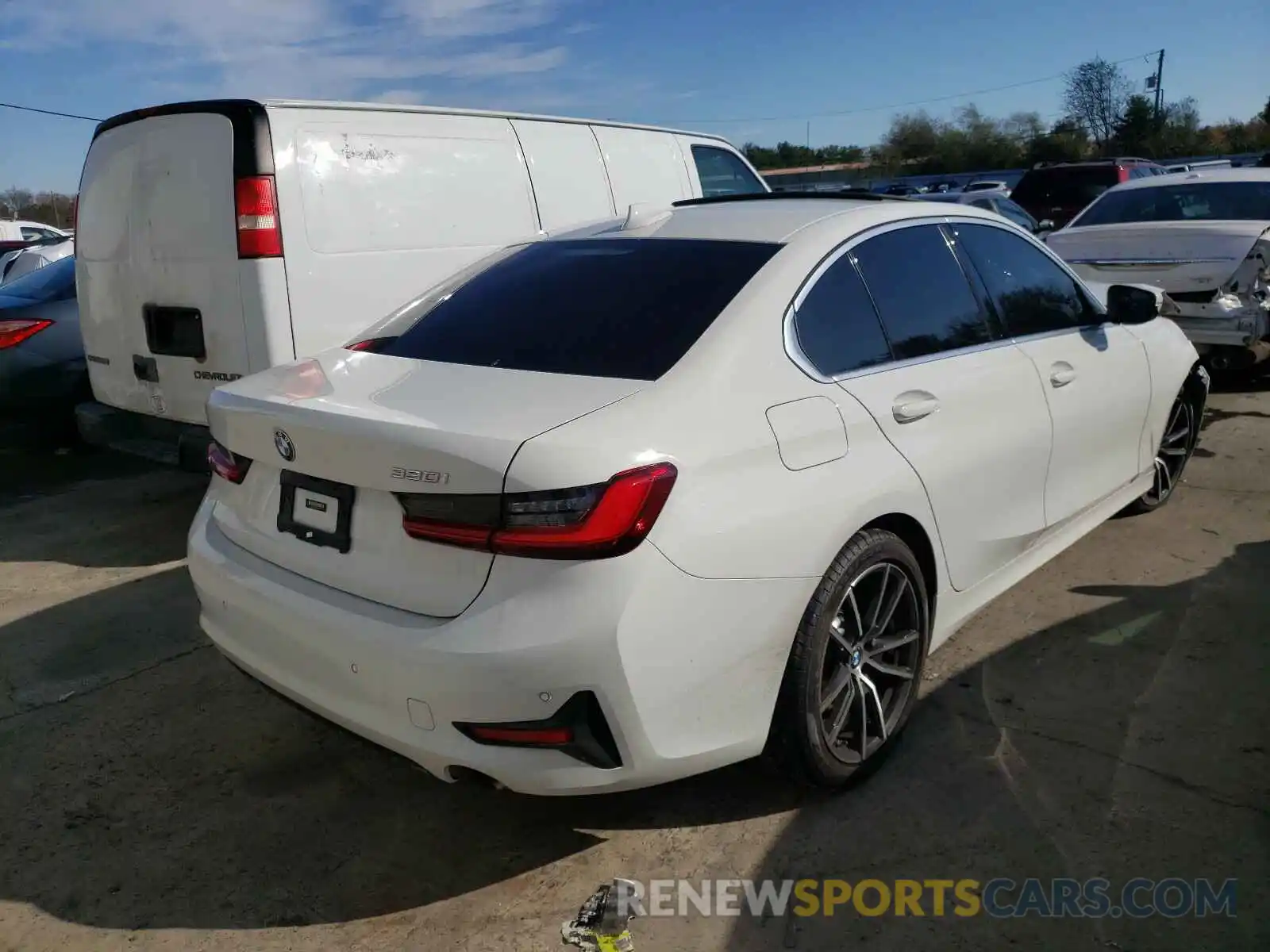 4 Photograph of a damaged car WBA5R1C51KAK11145 BMW 3 SERIES 2019