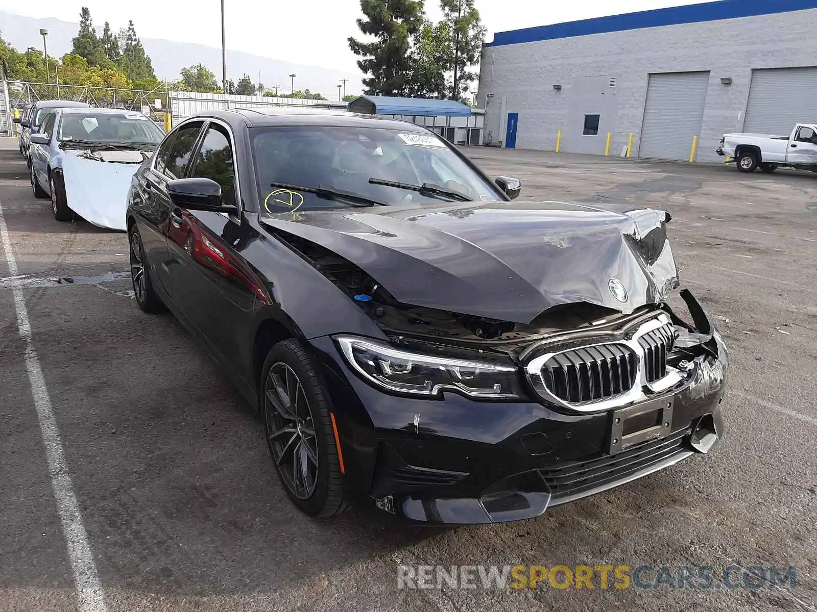 1 Photograph of a damaged car WBA5R1C51KAK11825 BMW 3 SERIES 2019