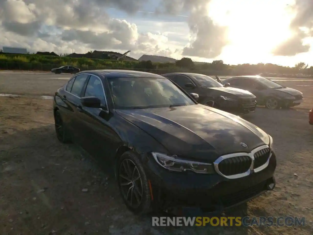 1 Photograph of a damaged car WBA5R1C52KAJ98390 BMW 3 SERIES 2019