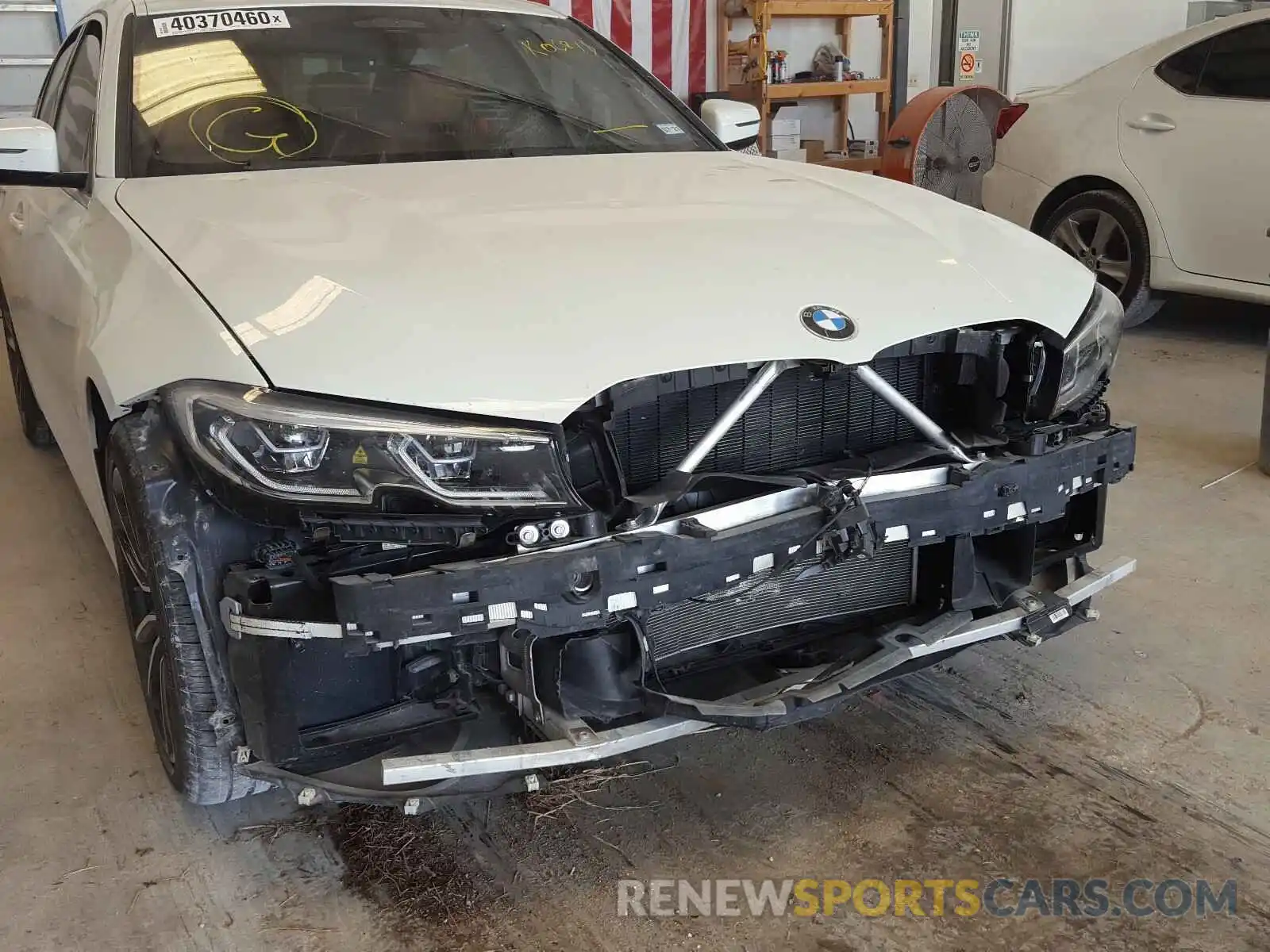 9 Photograph of a damaged car WBA5R1C52KAK06813 BMW 3 SERIES 2019