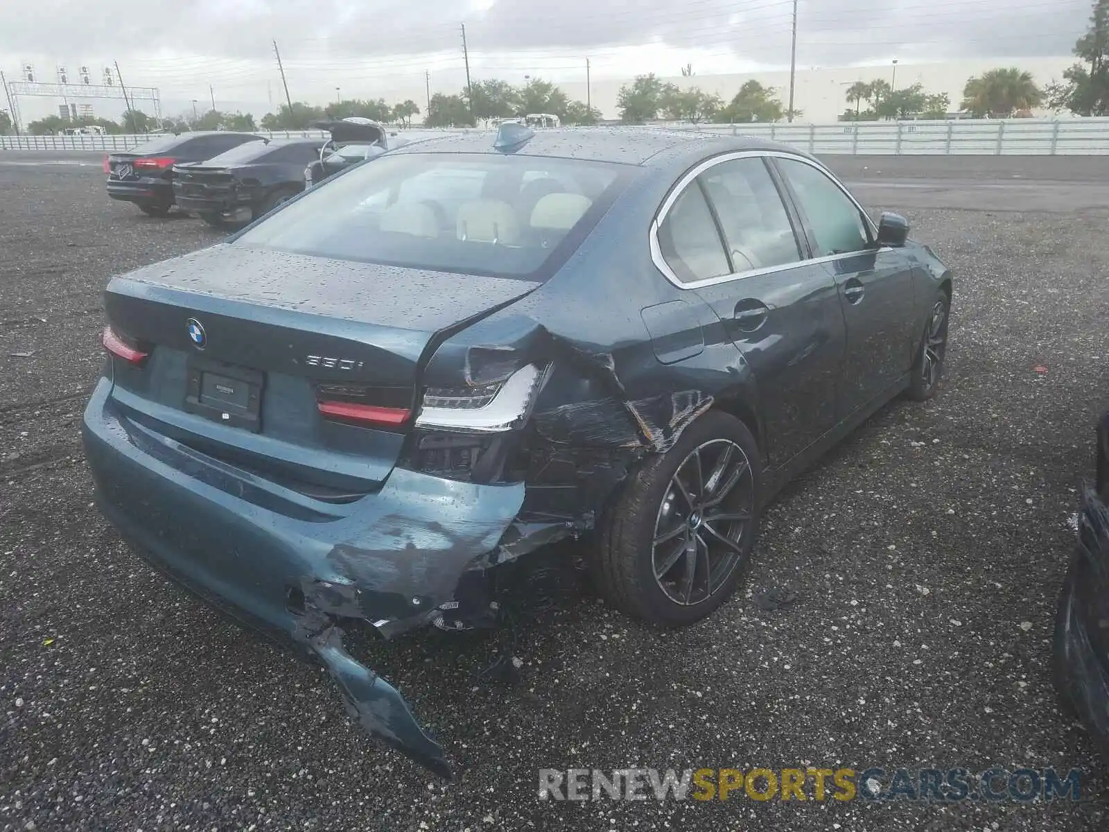 4 Photograph of a damaged car WBA5R1C52KAK10716 BMW 3 SERIES 2019