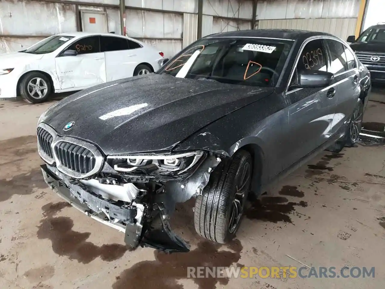 2 Фотография поврежденного автомобиля WBA5R1C52KAK12661 BMW 3 SERIES 2019