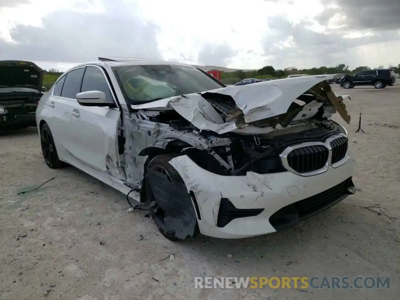 1 Photograph of a damaged car WBA5R1C53KAE81870 BMW 3 SERIES 2019