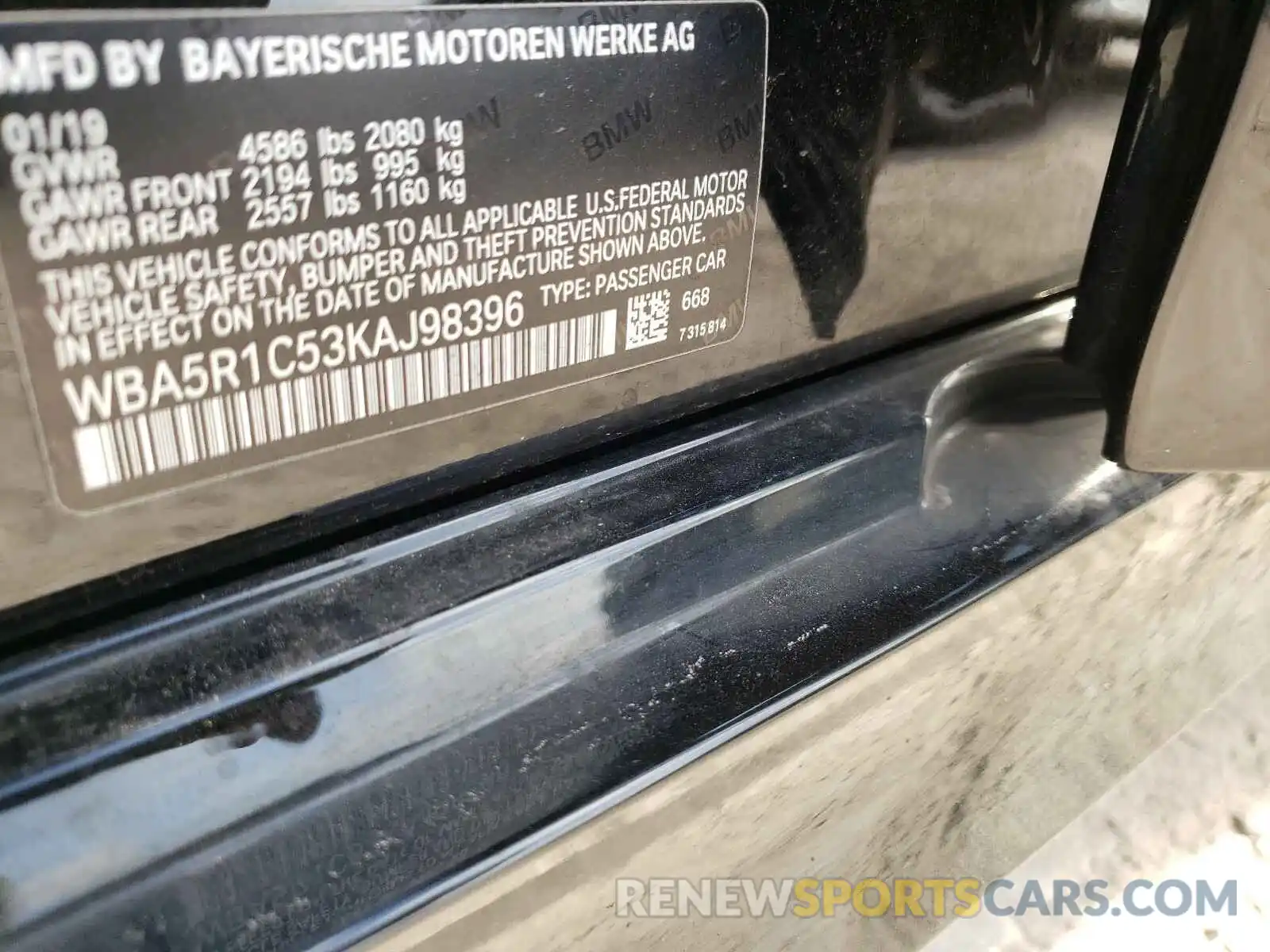 10 Photograph of a damaged car WBA5R1C53KAJ98396 BMW 3 SERIES 2019