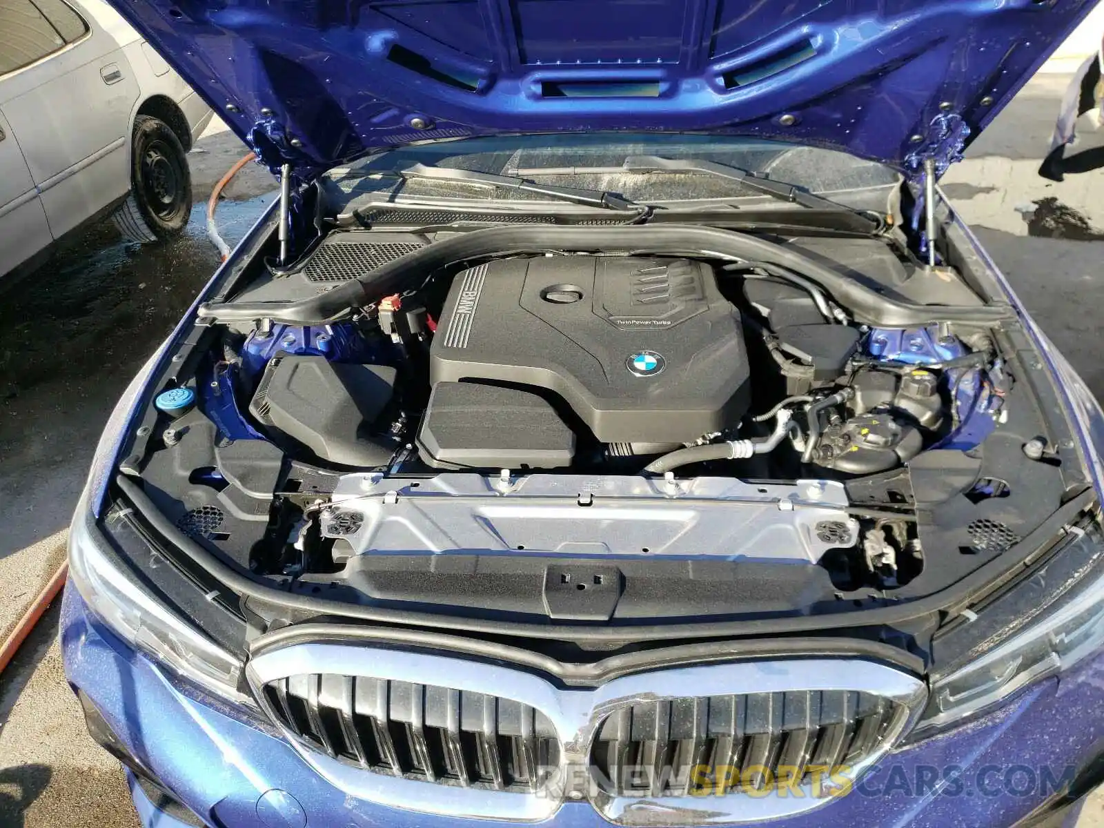 7 Фотография поврежденного автомобиля WBA5R1C53KAK10076 BMW 3 SERIES 2019
