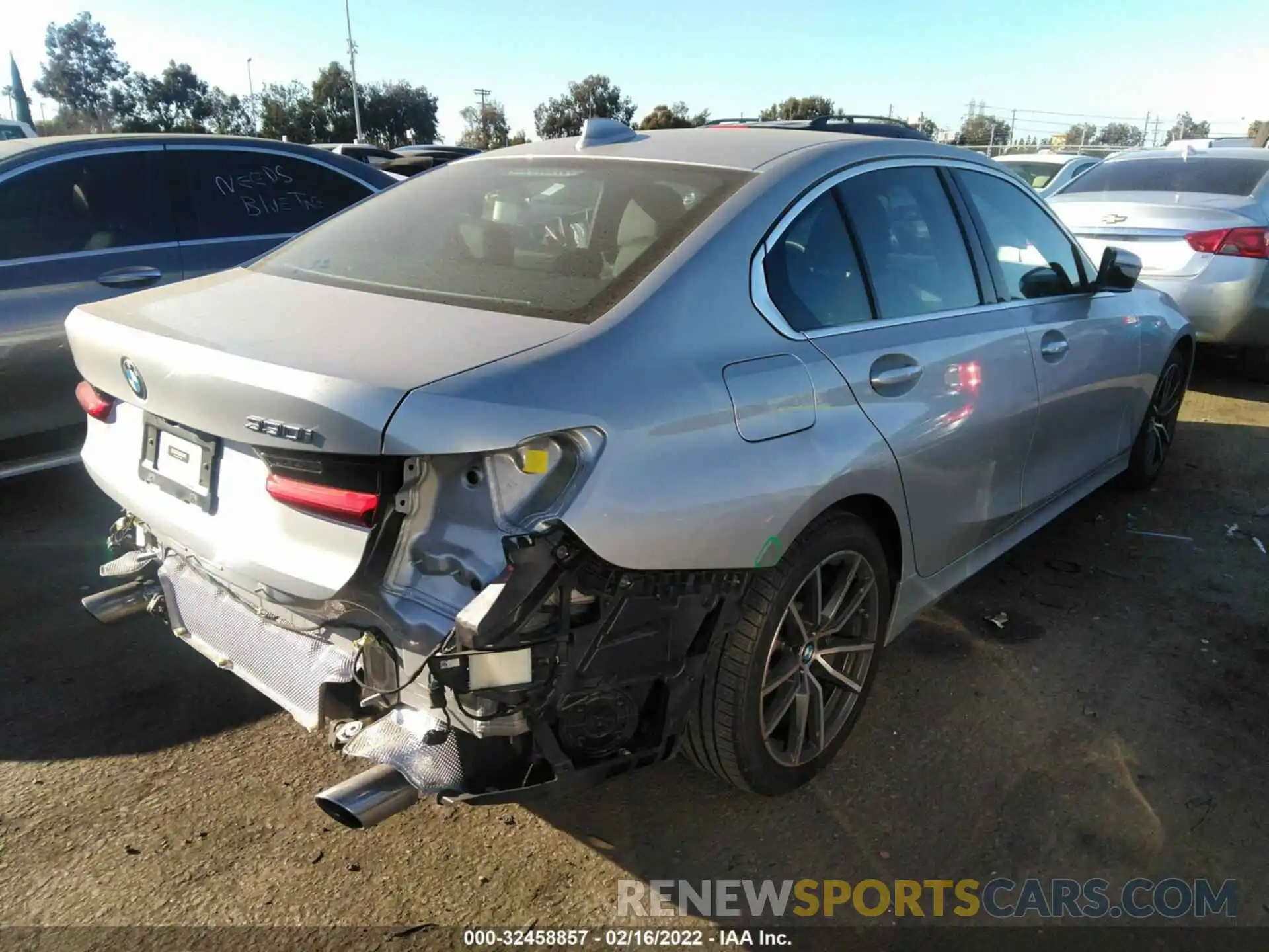 4 Photograph of a damaged car WBA5R1C53KAK10661 BMW 3 SERIES 2019