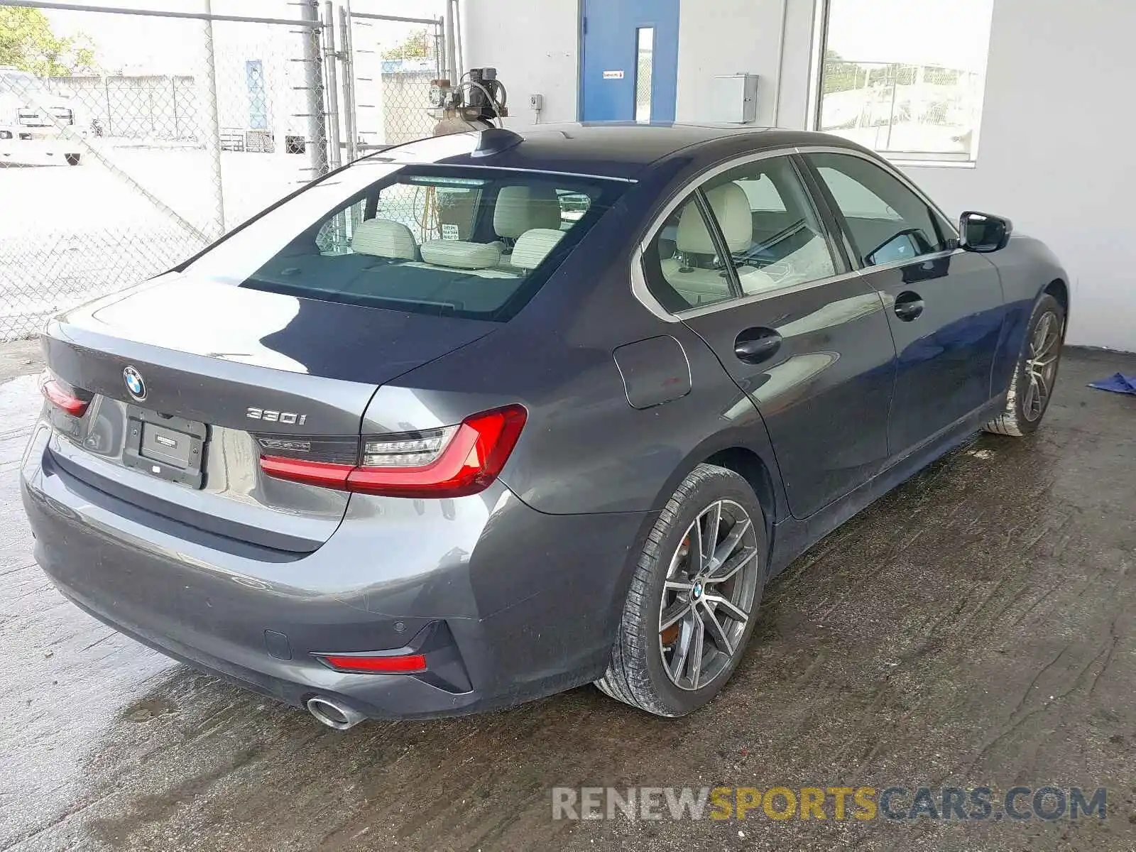 4 Photograph of a damaged car WBA5R1C53KAK11194 BMW 3 SERIES 2019