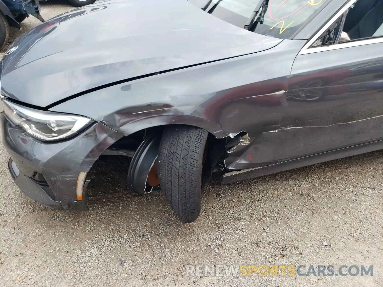 9 Photograph of a damaged car WBA5R1C53KFH05867 BMW 3 SERIES 2019