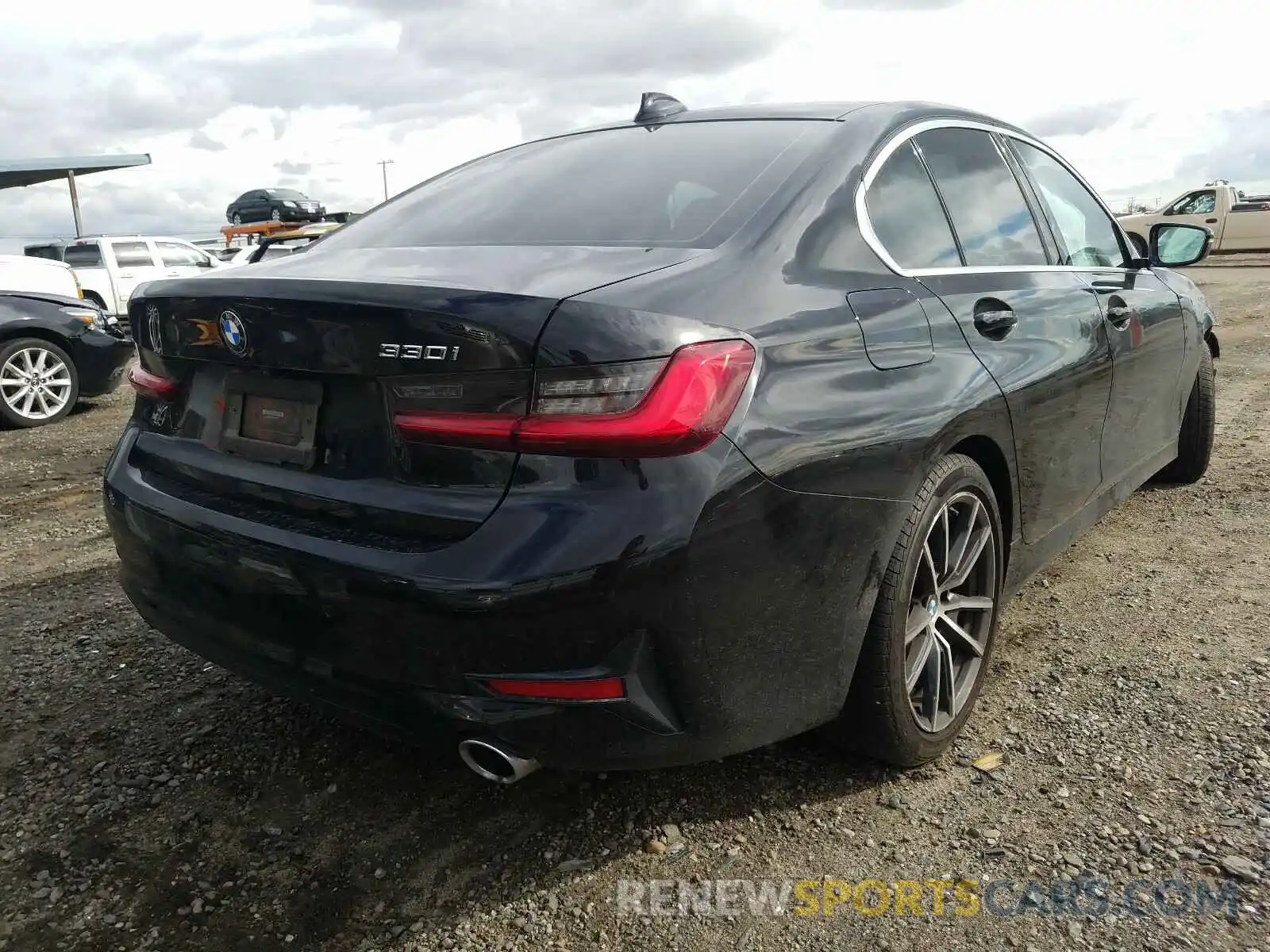 4 Photograph of a damaged car WBA5R1C53KFH10177 BMW 3 SERIES 2019