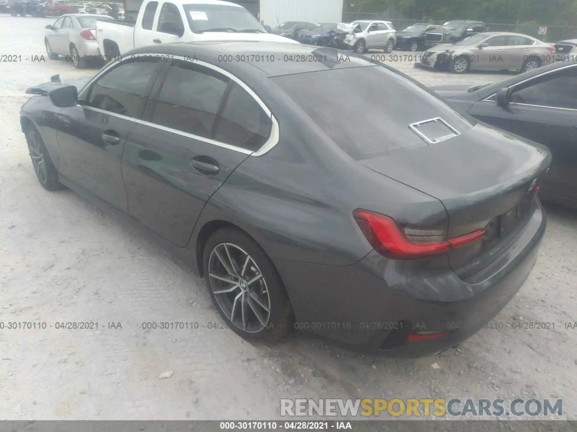 3 Photograph of a damaged car WBA5R1C53KFH11622 BMW 3 SERIES 2019