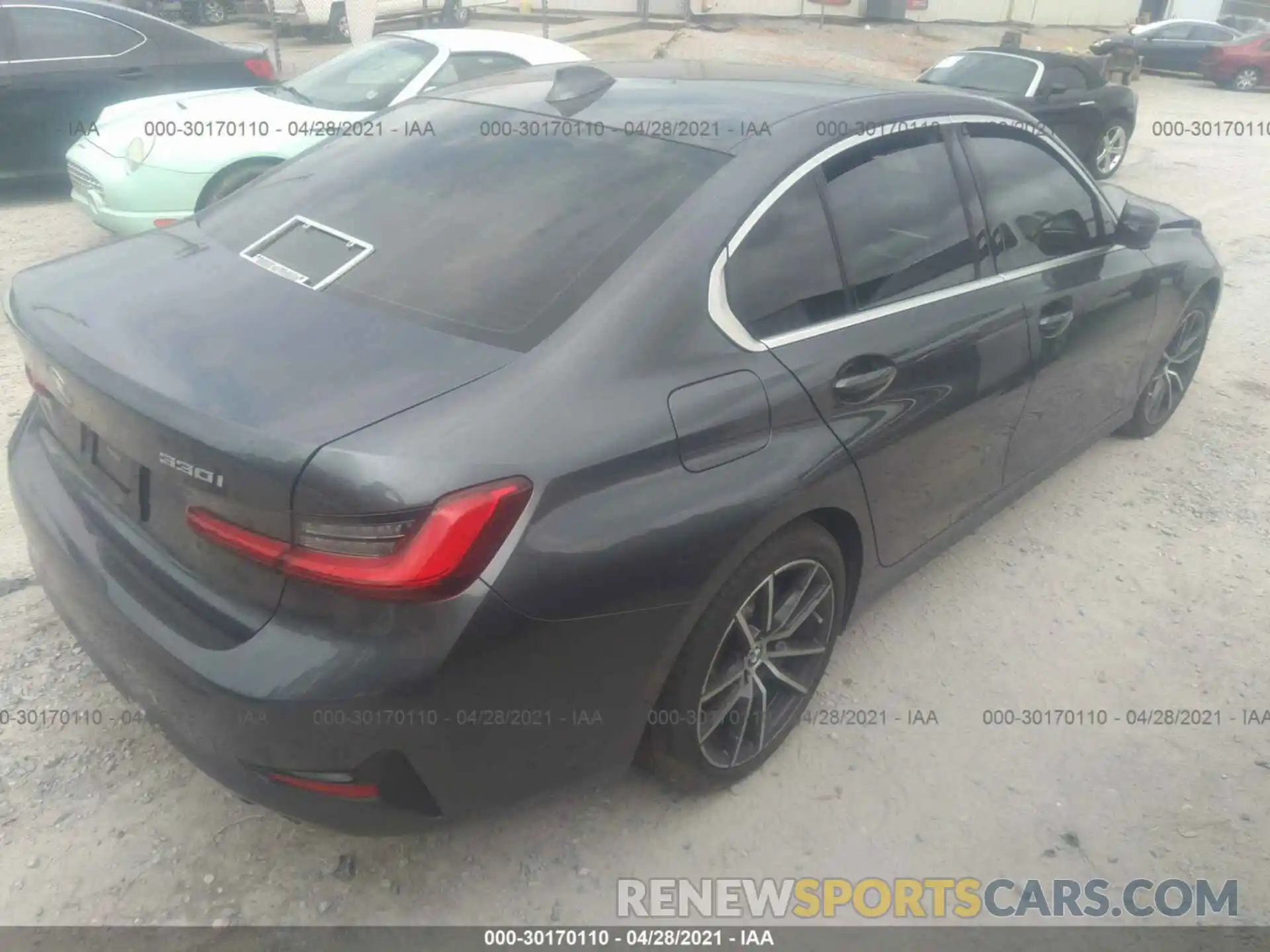 4 Фотография поврежденного автомобиля WBA5R1C53KFH11622 BMW 3 SERIES 2019