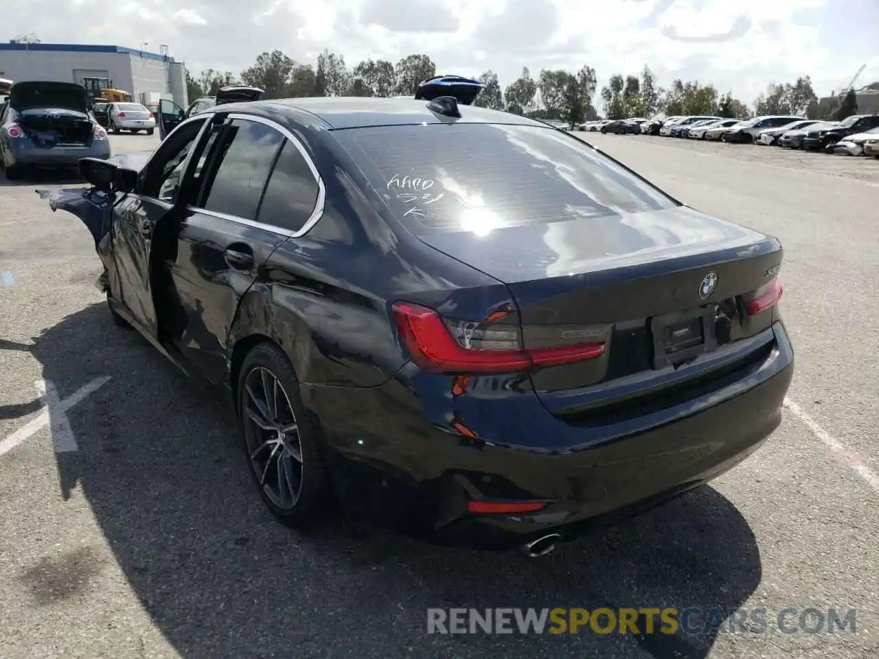 3 Photograph of a damaged car WBA5R1C54KAJ99105 BMW 3 SERIES 2019