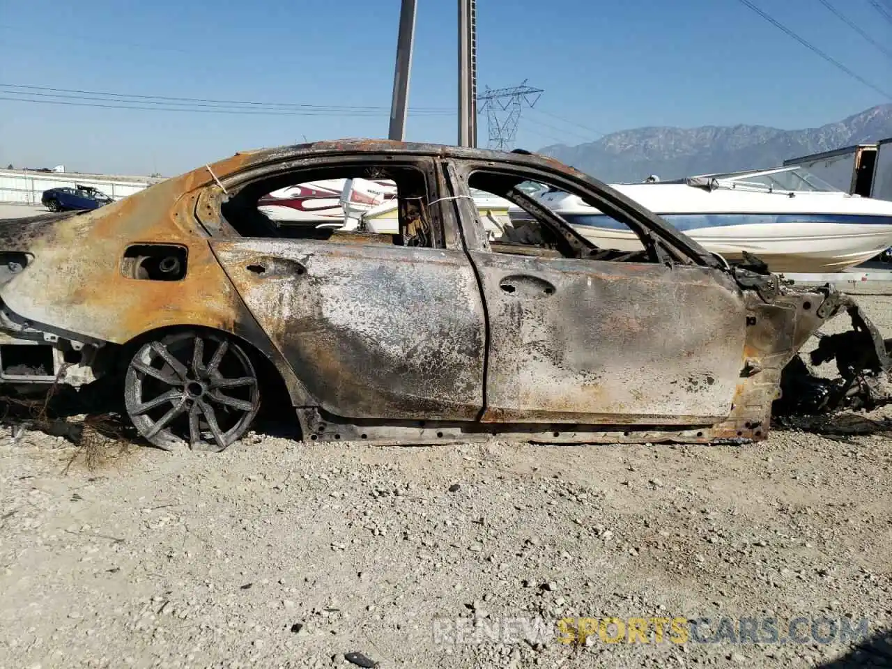 10 Photograph of a damaged car WBA5R1C54KAK07056 BMW 3 SERIES 2019