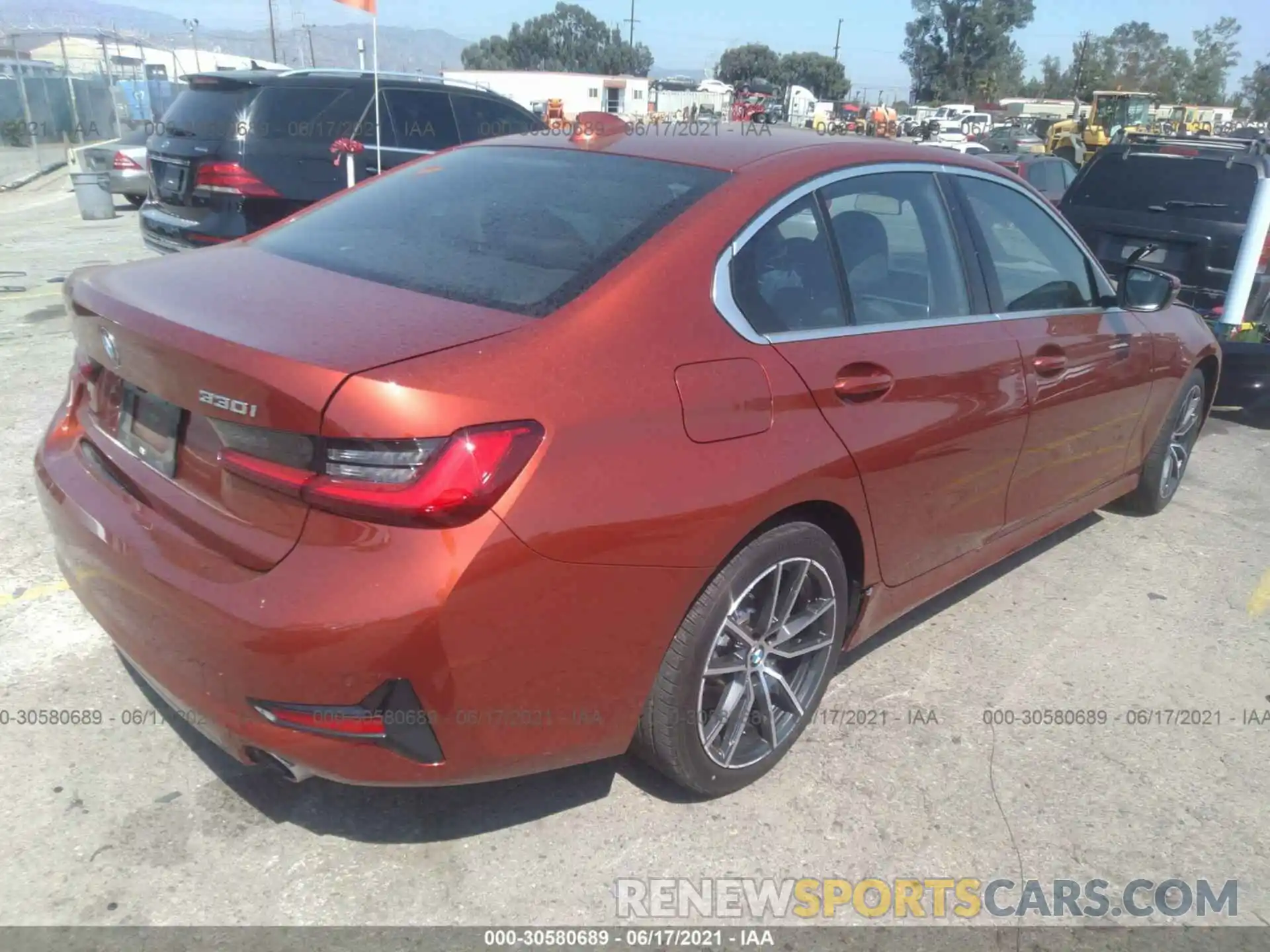 4 Photograph of a damaged car WBA5R1C54KAK07896 BMW 3 SERIES 2019