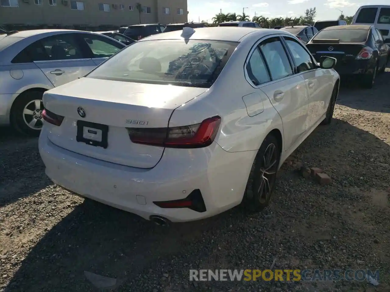 4 Photograph of a damaged car WBA5R1C54KAK08238 BMW 3 SERIES 2019