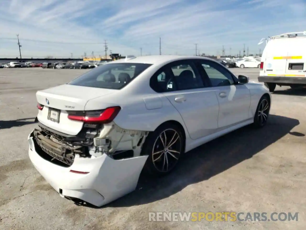 4 Photograph of a damaged car WBA5R1C54KAK09678 BMW 3 SERIES 2019