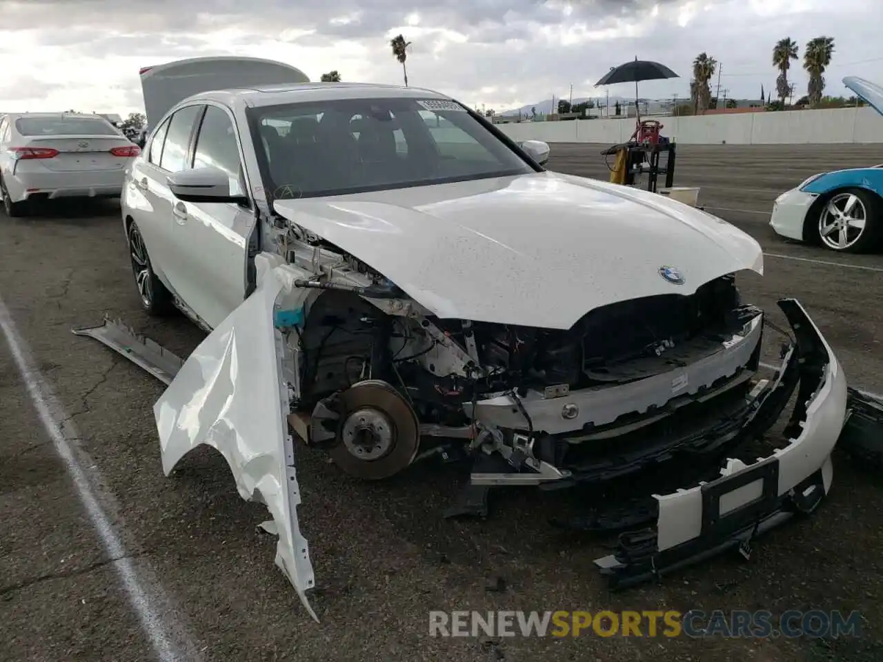 1 Photograph of a damaged car WBA5R1C54KAK09843 BMW 3 SERIES 2019