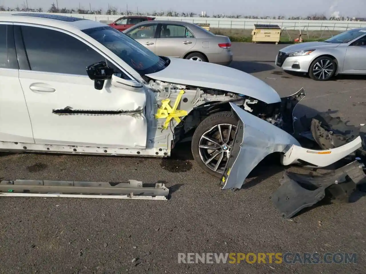 9 Photograph of a damaged car WBA5R1C54KFH28722 BMW 3 SERIES 2019