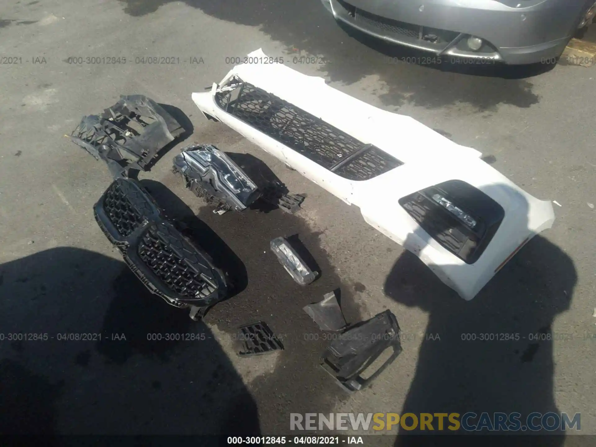 12 Фотография поврежденного автомобиля WBA5R1C55KAK07731 BMW 3 SERIES 2019