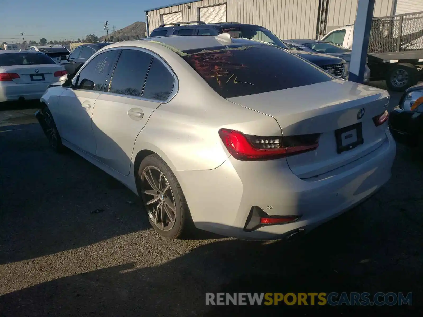 3 Photograph of a damaged car WBA5R1C55KAK12508 BMW 3 SERIES 2019