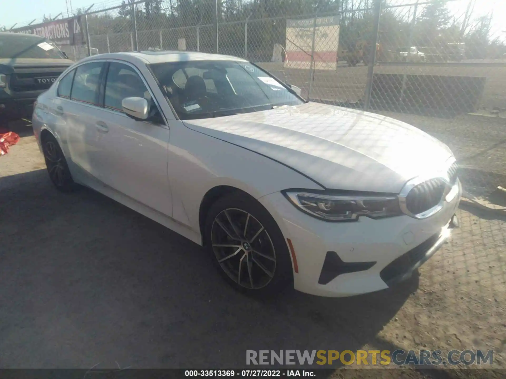 1 Photograph of a damaged car WBA5R1C56KAJ99431 BMW 3 SERIES 2019