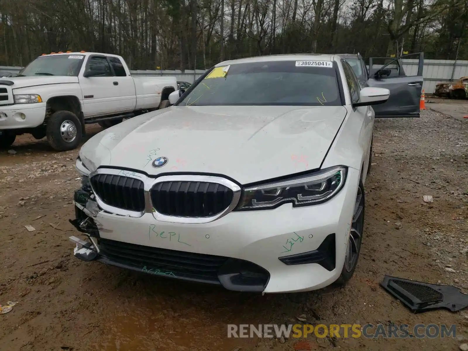 2 Photograph of a damaged car WBA5R1C56KAJ99543 BMW 3 SERIES 2019