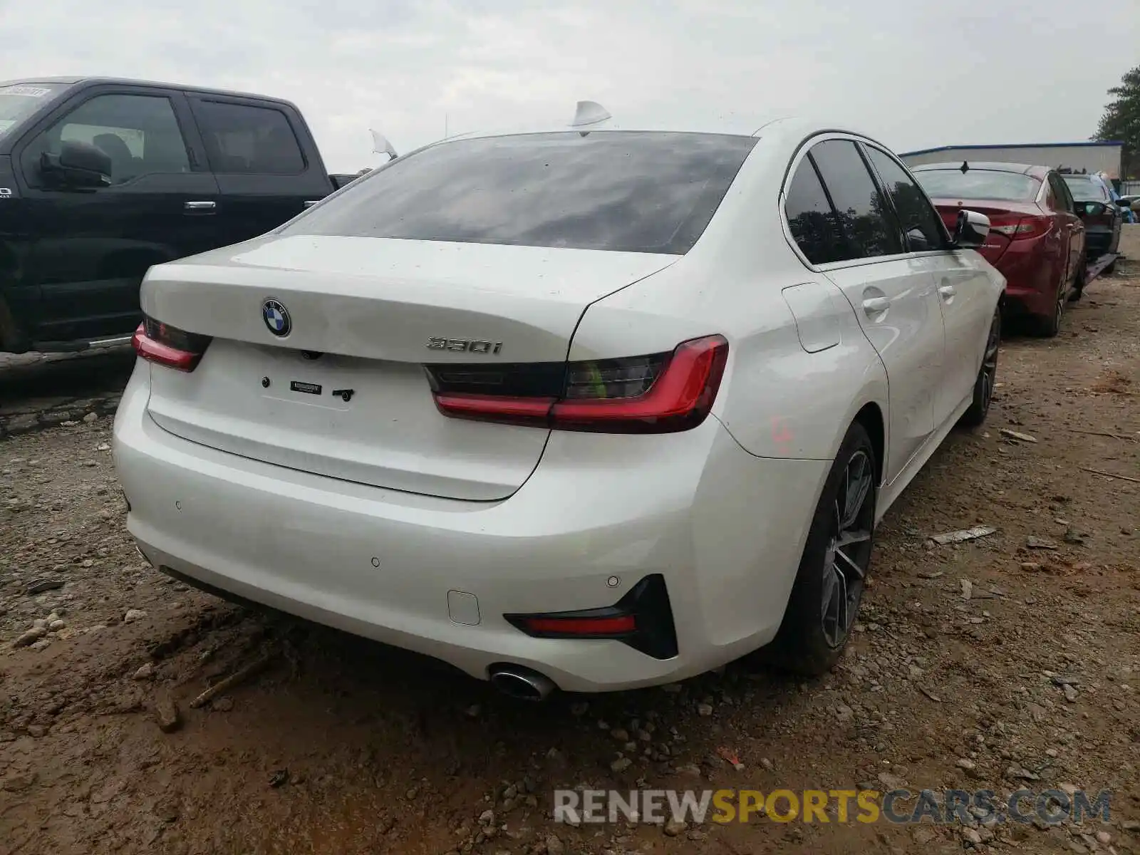 4 Photograph of a damaged car WBA5R1C56KAJ99543 BMW 3 SERIES 2019